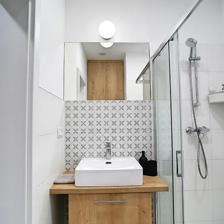 Abbey Road Iľanovo * Lipótszentmiklós