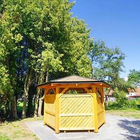 Abbey Road Ilanovo Liptowski Mikułasz